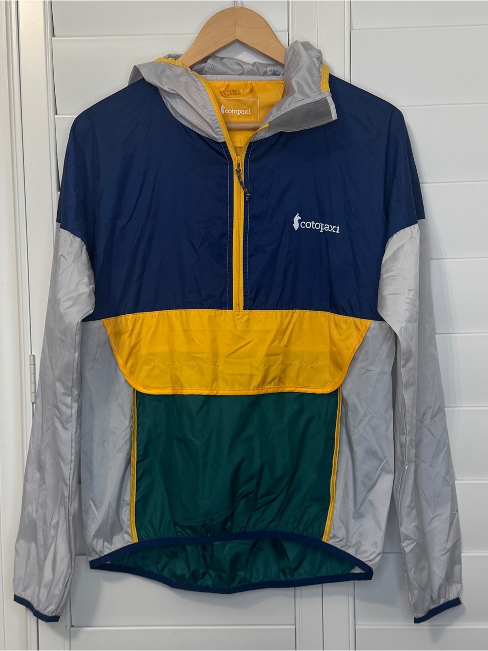 Cotopaxi Teca Technical Hooded Windbreaker Women's Size Small